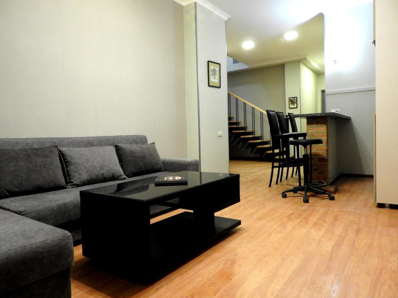 New Tbilisi Terrace Apartment Luaran gambar