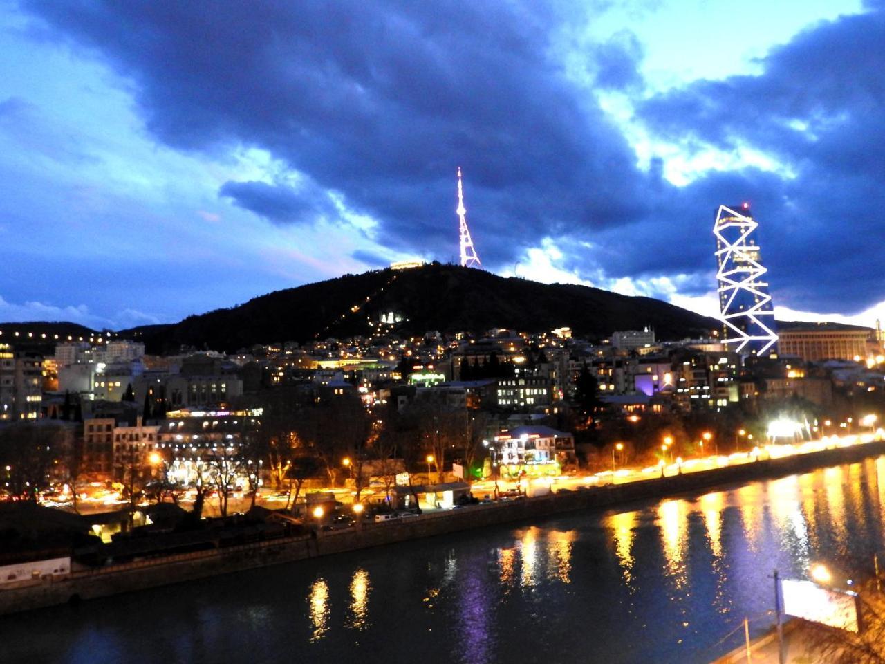 New Tbilisi Terrace Apartment Luaran gambar