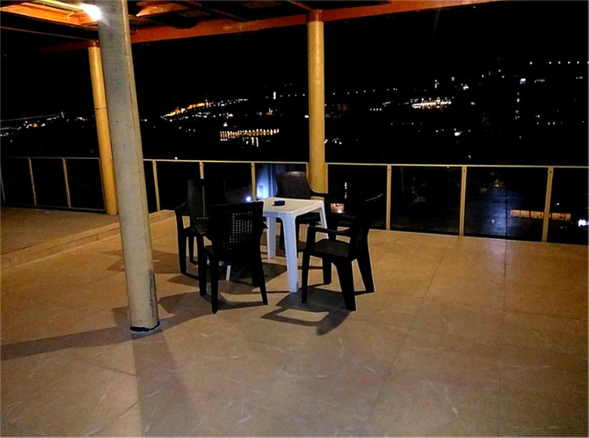 New Tbilisi Terrace Apartment Luaran gambar